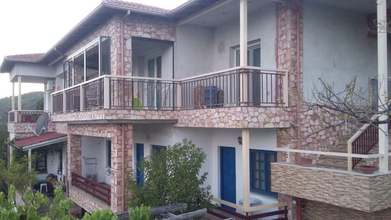 Guesthouse Zografia Vrasná Exterior foto
